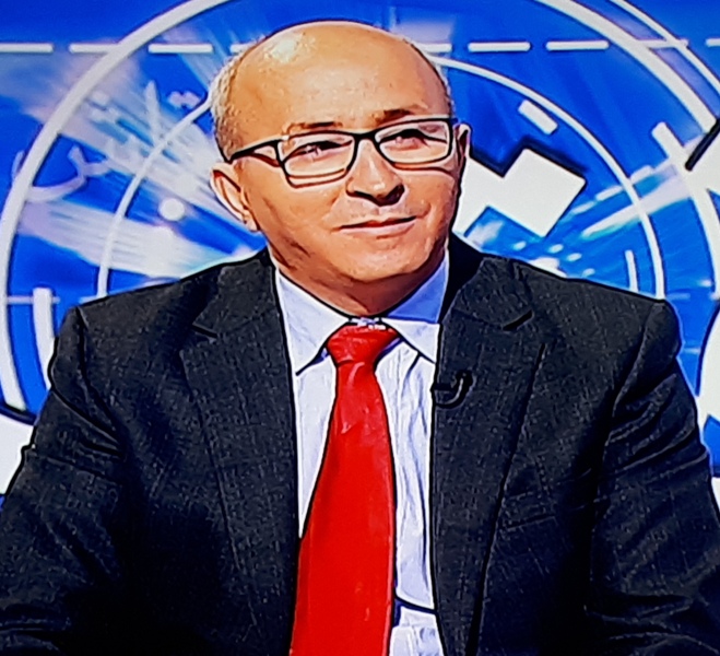 الدكتور مداني عزالدين