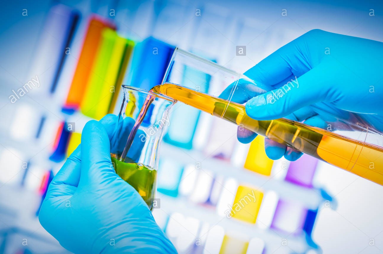 Thermodynamique et chimie des solutions 